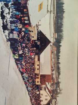 pogled na skakalnico in obiskovalce tekme_F. Pepelnak (1)
